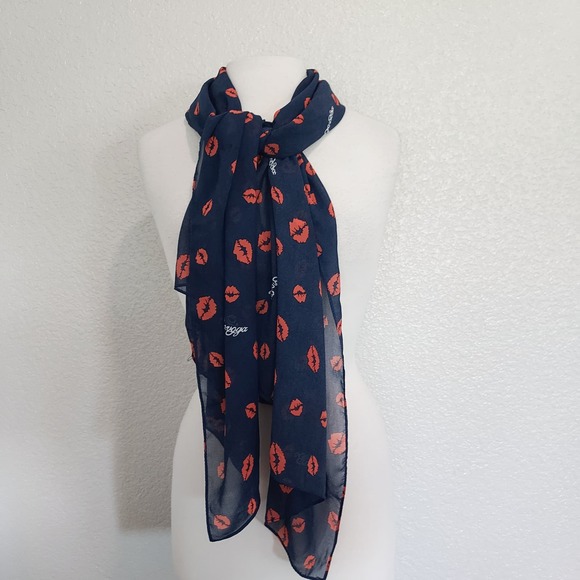 🔴3/$20 Borgga Blue Red Lip Kisses Scarf - Picture 2 of 6